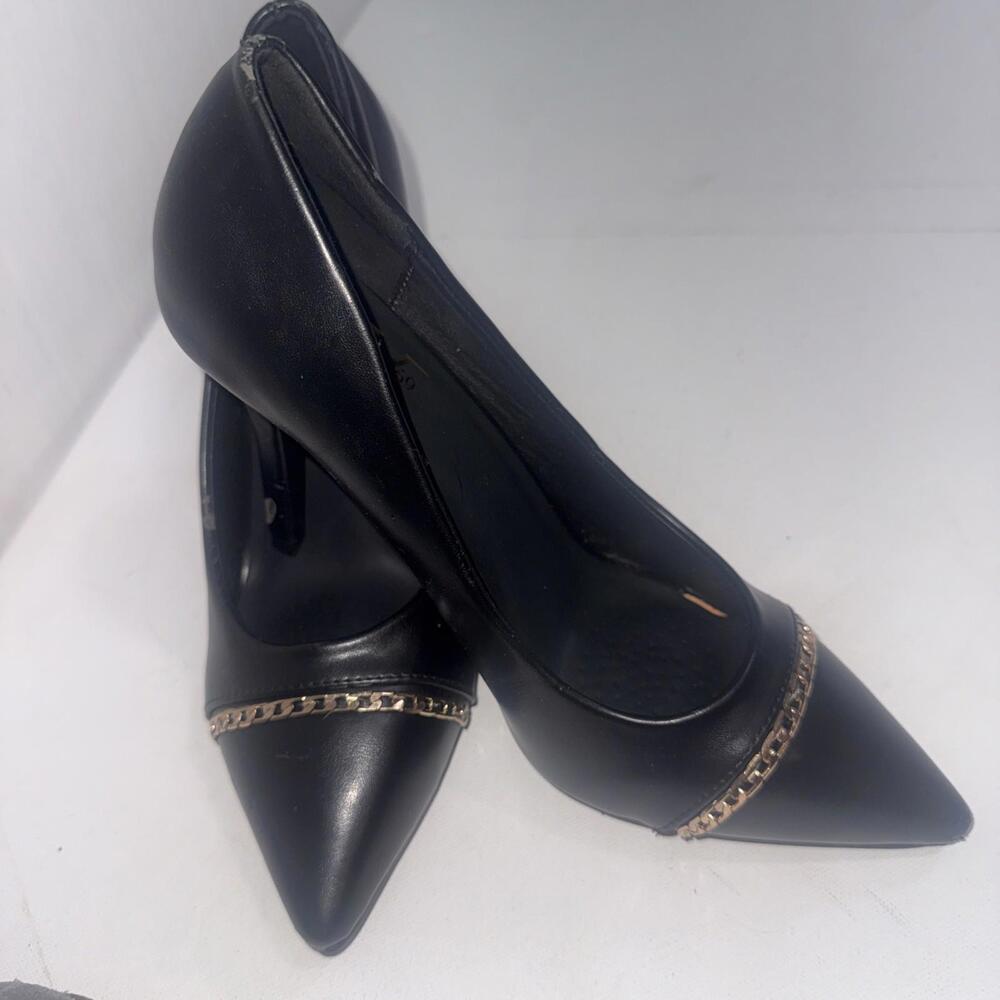 Designer Classic Old Money Black Faux Leather Pointed-Toe Stiletto Pumps Size 10